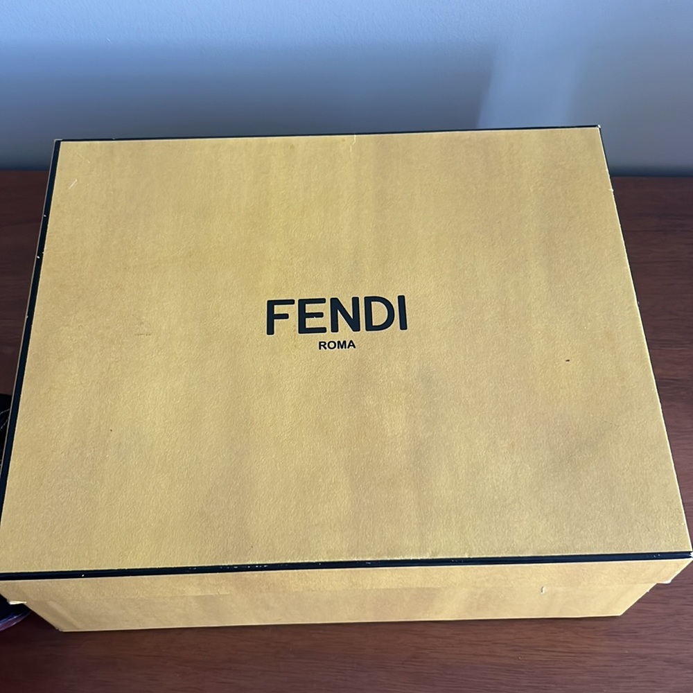 Fendi Platform Pumps Size 38 - image 5
